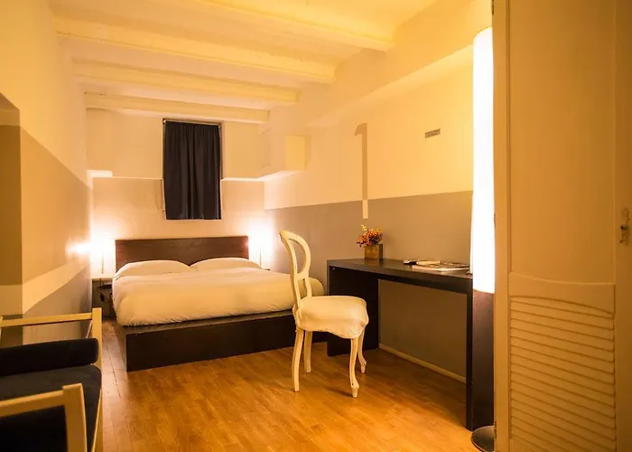 Casa Coloniale 2* فيرونا